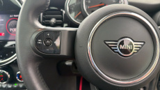 MINI Hatchback 1.5 Cooper Classic 3dr Auto Petrol Hatchback